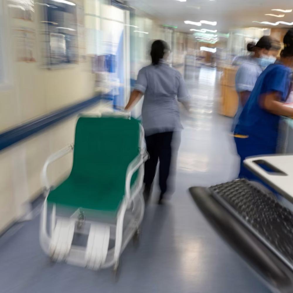 Hospitals in England declare critical incidents as machines and IT fail in heat