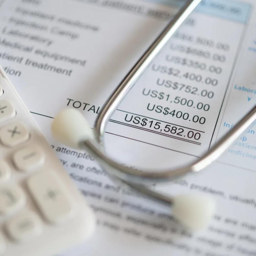 States try new tactics to bring down high hospital prices