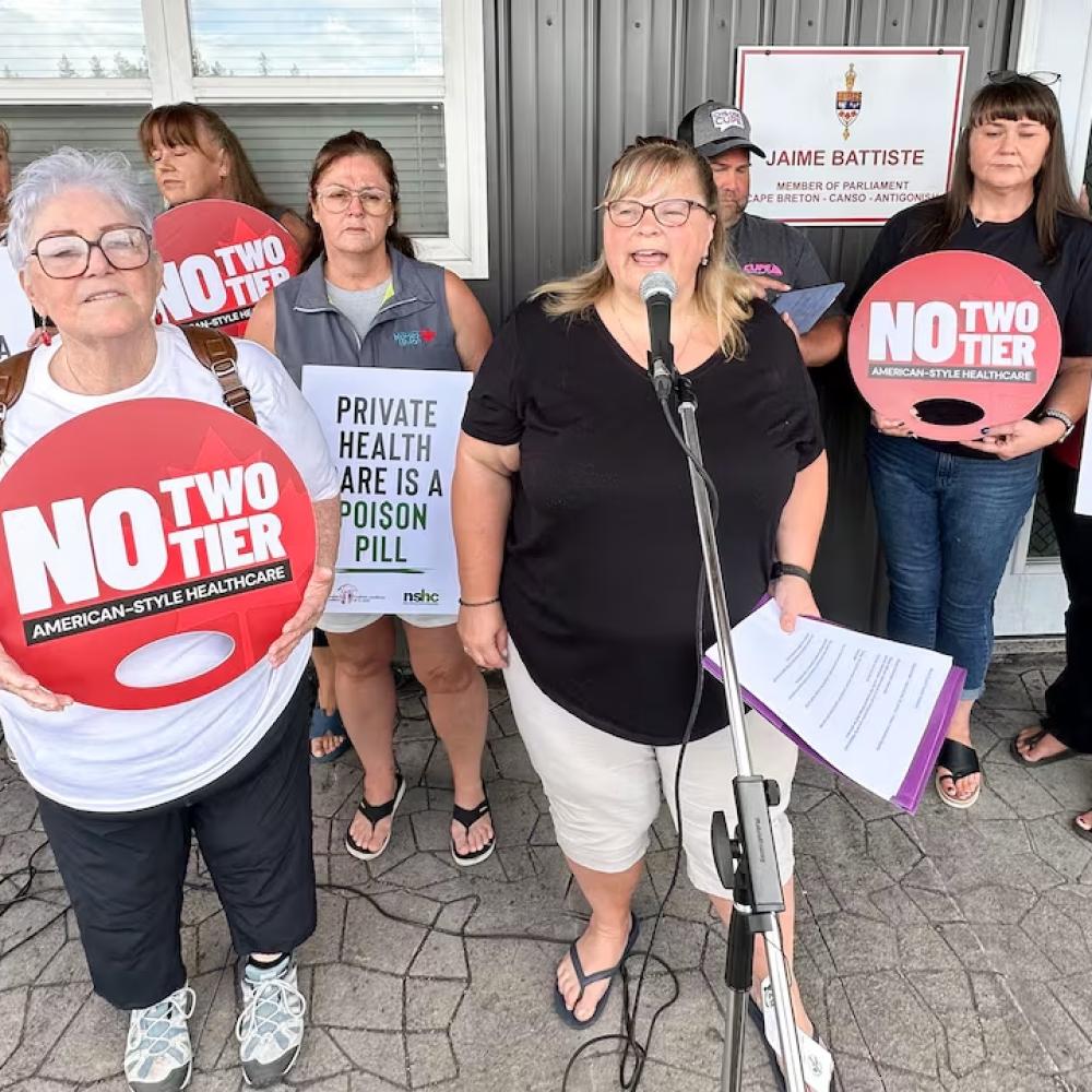 N.S. unions, top Canadian doctor oppose new Alberta health law