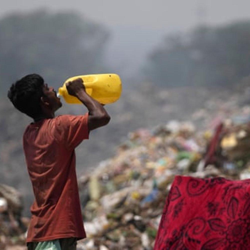 'A sobering preview': extreme heat now affects one in three people globally, study finds