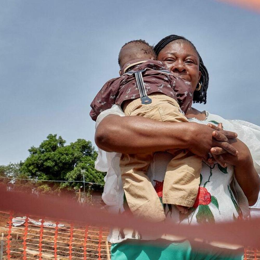 Congo's Ebola outbreak tops 1,000 confirmed cases, 254 deaths, officials say