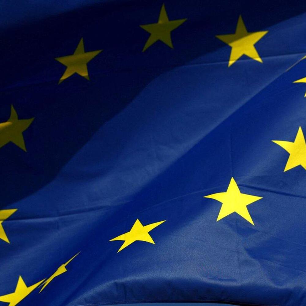 EU regulator flags Baxter cancer drug shortage until early next year