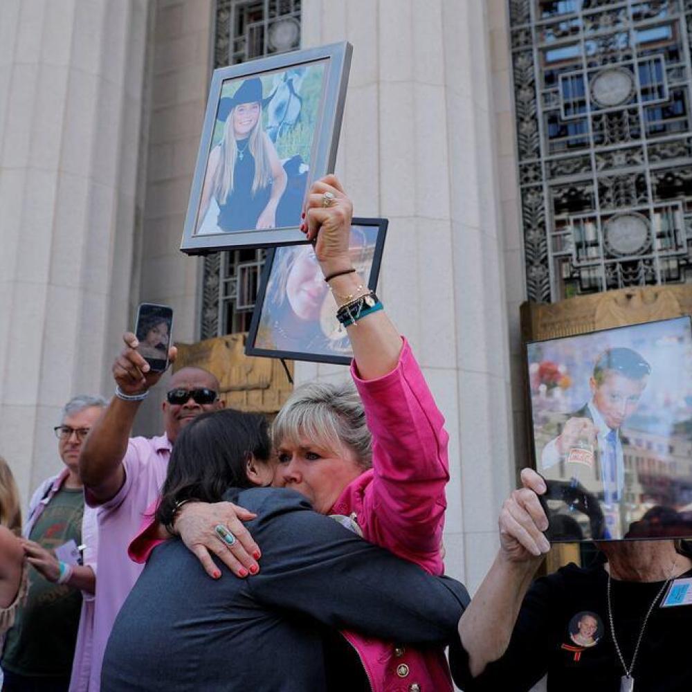 Jury in Los Angeles finds Meta and YouTube liable in landmark social media addiction trial