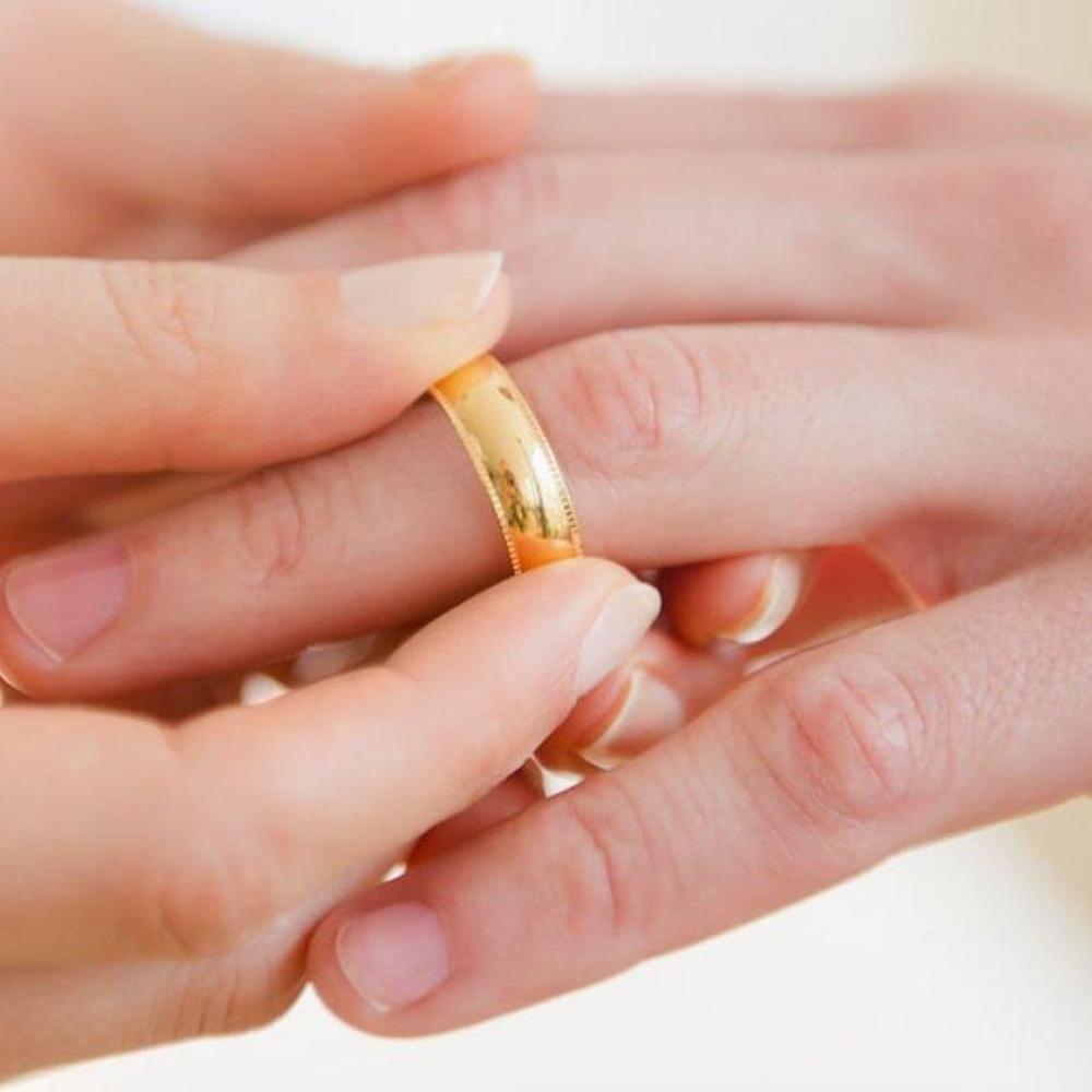 Should've put a ring on it? Maybe! Marriage is linked to lower risk of cancer