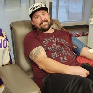 Canadian Blood Services says it needs 1 million new blood donors over the next 5 years