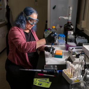 Generic cancer drugs fail quality tests at alarming rate, investigation shows