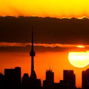 Heat wave blamed for 42 Toronto emergency room visits, public health says