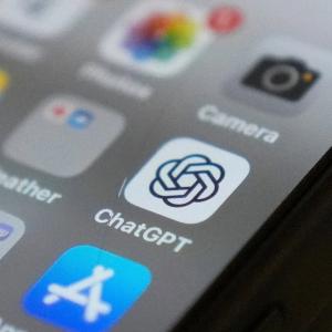 Doctors warn against dangers of health misinformation from AI sources