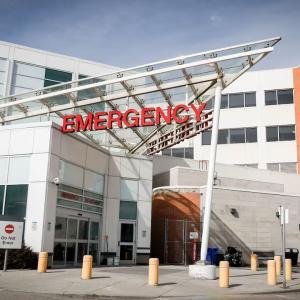 Advocacy groups call on feds to review Alberta's Bill 11 health-care reforms