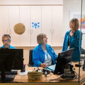 Morning Update: The volunteers behind Canadian health care