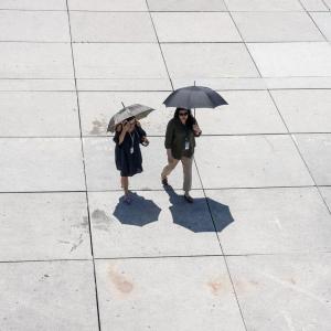 People with cardiovascular conditions at risk in heat