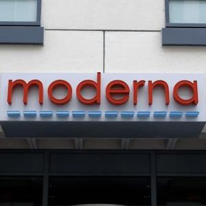 Moderna’s experimental mRNA cancer treatment progresses, shares spike