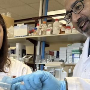 We designed a new way to build miniature fluidic devices to enable personalized cancer treatment