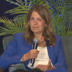 Alberta premier suggests $1,900 health premium for temporary residents