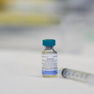 Routine childhood vaccination coverage remains below level needed for population immunity, report finds