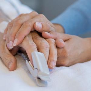 41% of Canadians say doctors should be allowed to refuse MAID for religious reasons