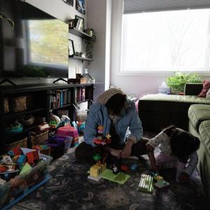 A Toronto mom keeps their two-year-old almost entirely screen-free. Here is their weekly rule — and exceptions