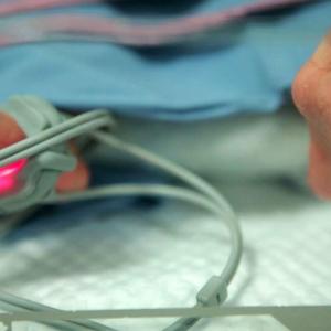 Alberta doctors urge province to offer free RSV shot to all newborns to cut health risks, hospital visits