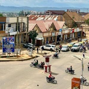 Congolese report constant burials as deaths in new Ebola outbreak reach 87