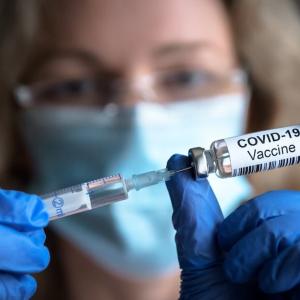 COVID-19 booster shots available for some Albertans