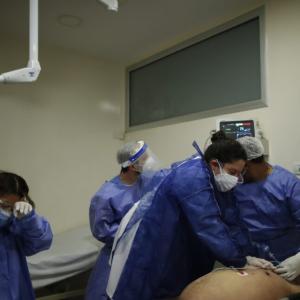 Doctors sometimes fake CPR — and they should