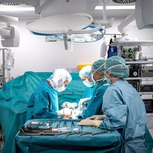Doctors urge women to remove fallopian tubes to reduce ovarian cancer risk