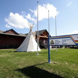 Edmonton man facing drug charge, hit with fine and ban following traffic stop in Enoch Cree Nation