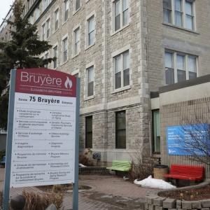 Efficiencies won't solve hospital financial crisis, Ontario Hospital Association says