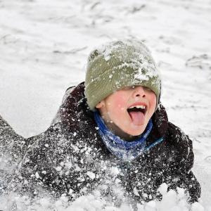 Head injuries are the most common sledding injury for children, study finds