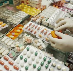 Insurers steer millions of Canadians to new pharmacies: Survey