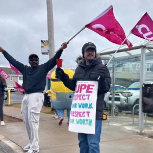 Long-term care workers in Lunenburg, N.S., join CUPE strike