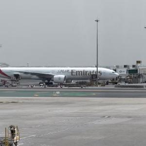 Middle East war disrupts pharma air routes, risks cancer drugs supply