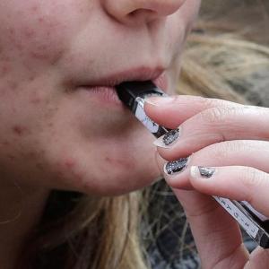 Montreal girls now outpace boys in vaping and drug use, public health report reveals
