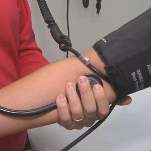 More than 1,000 Quebec doctors left public sector; advocates blame Bill 83, resources shortages