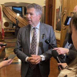 N.B. health minister spends 24 hours in ER waiting room