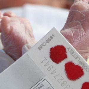 Newborns protected from E coli infections by microbes from mom, study suggests