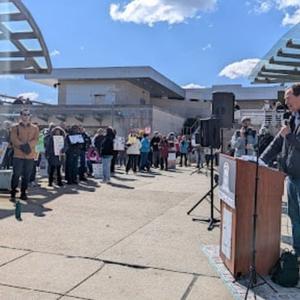 'No kings, just vaccines!': demonstrators gather at NIH headquarters to protest against cuts to medical research
