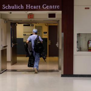 Ontario nurses push for nurse-to-patient ratios as calls for minimum staffing requirements grow