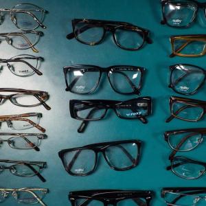 Ophthalmologists urge provinces not to allow optometrists to perform minor surgeries