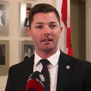 P.E.I. health minister says he plans to raise legal age to 21 for nicotine pouches, cannabis