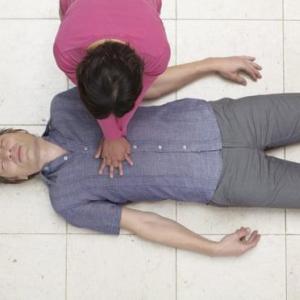 People put off giving CPR by unrealistic TV depictions, researchers say