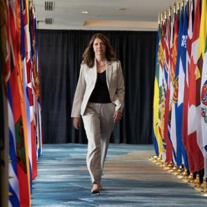 Private billing law for doctors threatens universal health care, critics charge
