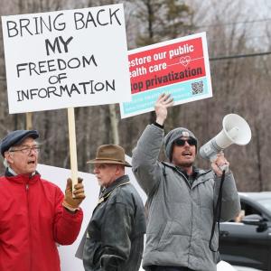 Protest in Barrie against cuts to health-care funding and transparency at Queen's Park (5 photos)