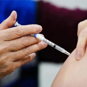 Public health official details new COVID-19 variant that's been found in Ontario