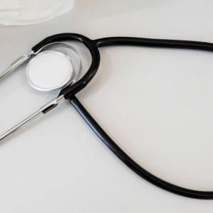 Quebec government ‘trying to pass their failings’ to physicians with new law: doctor