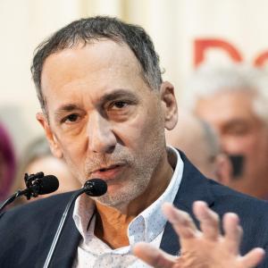 Quebec specialist doctors begin new round of pressure tactics