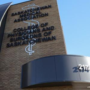Regina doctor faces allegations of improperly obtaining medication for his own use