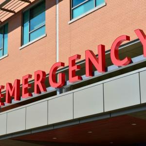 Sharp spike in emergency room wait times putting Ontario patients at risk: study