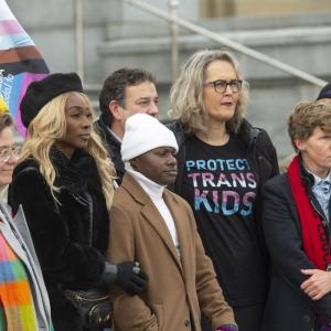 'Stepping into the exam room': AMA raises concerns over Alberta's use of the notwithstanding clause on laws impacting transgender people