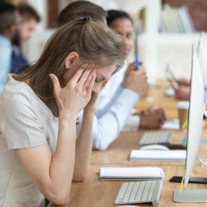 Study links working while sick to higher risk of future absence